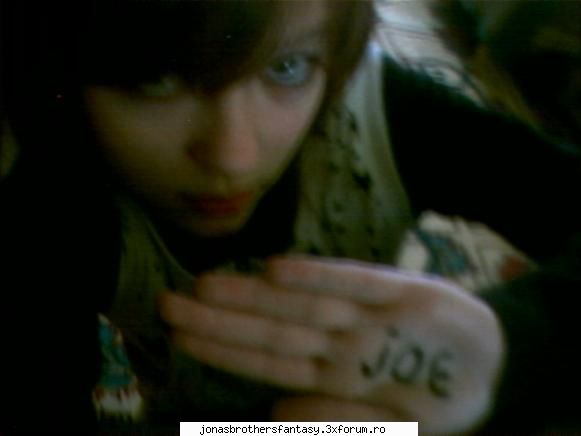 ok..mai pon :d *kido`love joe`*